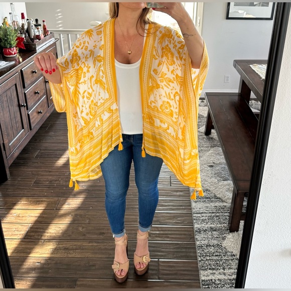 Vince Camuto Floral Topper Kimono Coverup Yellow White - Picture 7 of 12